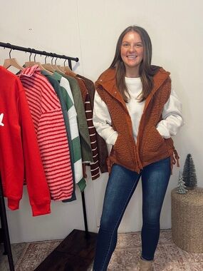 Women's Chestnut Sherpa Vest - Brand: